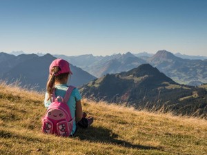 自分は山で拾われたと信じた私は「この家の子じゃない」と大泣きした
