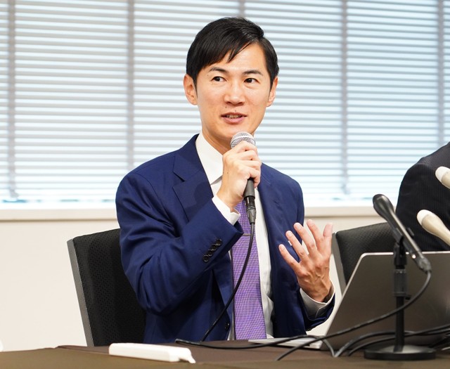 会見する石丸伸二氏