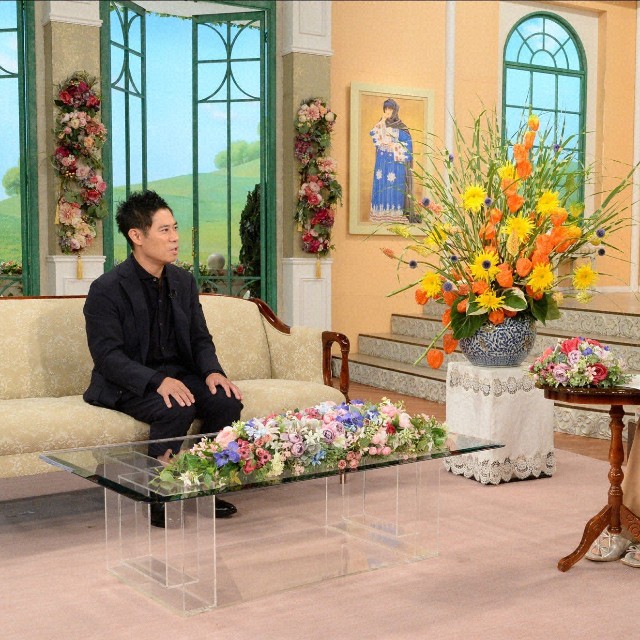 「徹子の部屋」    黒柳徹子(右)、伊藤淳史＝テレビ朝日提供