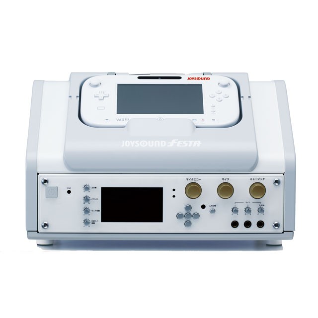 「Ｗｉｉ　Ｕ　ＧａｍｅＰａｄ」が装着されたカラオケ機「ＪＯＹＳＯＵＮＤ　ＦＥＳＴＡ」