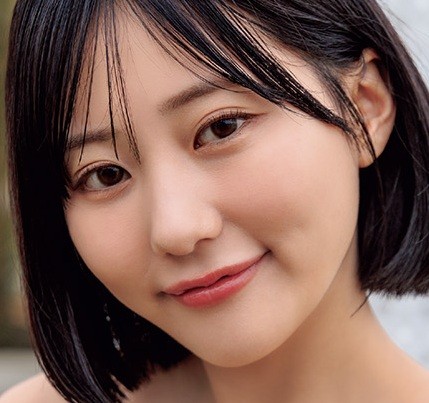 田中美久（撮影：曽根将樹　ヘアメイク：夢月　スタイリング：福田春美）