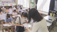 岡山県の公立小中学校で終業式　大元小学校