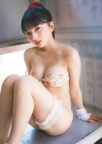 「週プレ」に登場した姫野ひなの©桑島智輝／集英社