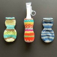 パピコ専用のセーター（提供：アイスのニット屋さん）