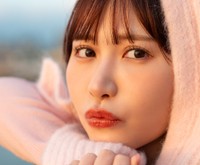 小野六花デビュー6周年記念写真集『6』（ジーオーティー）