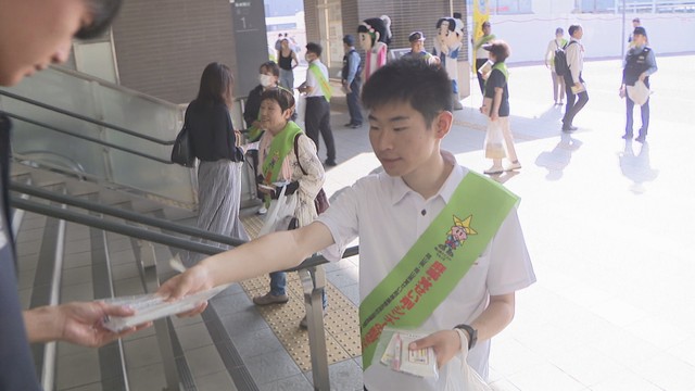 街頭キャンペーン　JR岡山駅前　岡山・北区