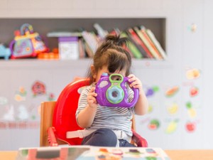 クリスマスプレゼントは12月頭に。忙しい年末を乗り切る両親の知恵