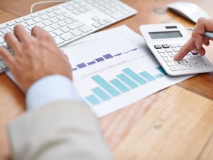 事業承継で自社株を相続する場合の評価方法とは？　税理士が解説