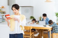 教育費、7割を超える保護者が「想定よりお金がかかった」　※画像はイメージです（wheeljack/stock.adobe.com）