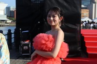 「第3回 横浜国際映画祭」で人生初のレッドカーペットを歩いた蓬莱舞（提供）