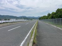 【速報】ロードバイクの男性が死亡 軽自動車が対向車線にはみ出し衝突か 20代の男を現行犯逮捕　岡山・玉野市