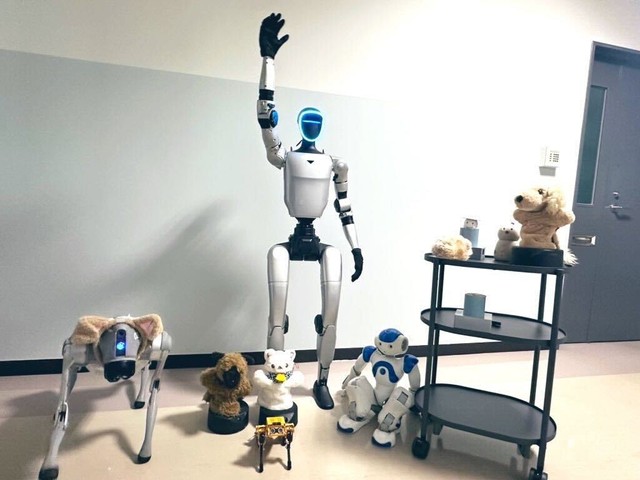 「絶対一生味方なロボットをデザインする」をテーマにロボット開発に情熱を燃やしています（高橋英之さん提供）