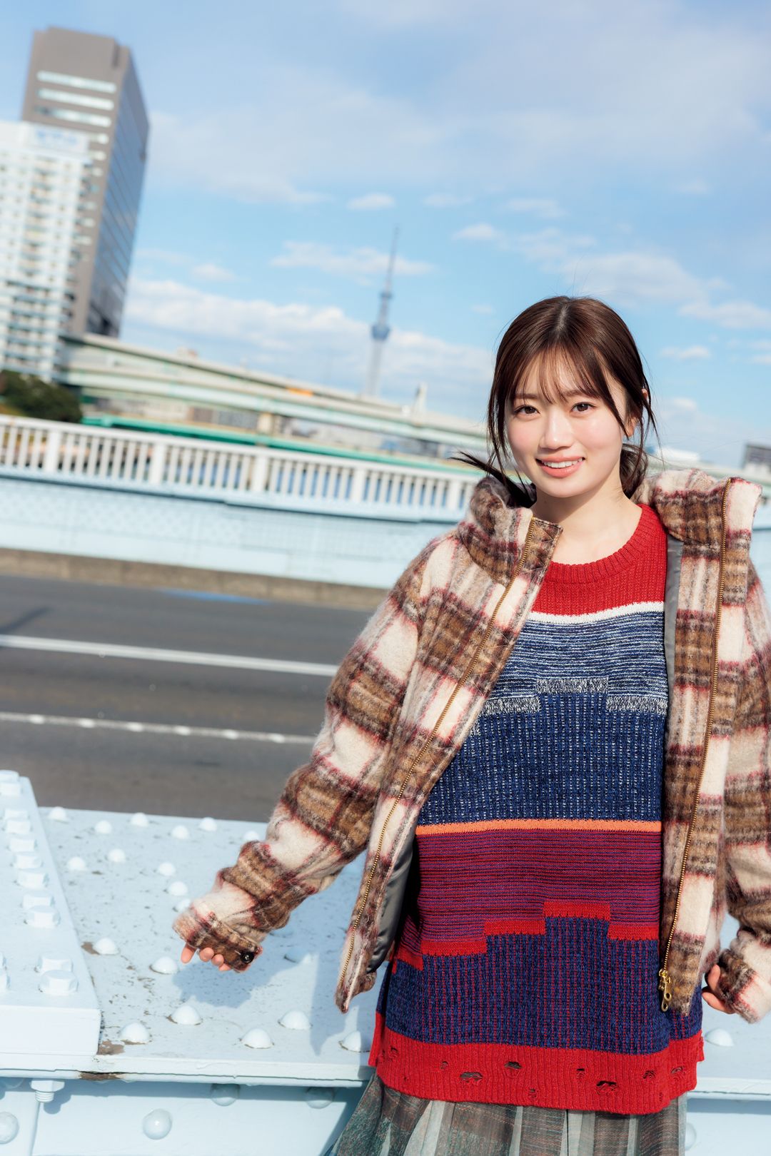 20歳の乃木坂46愛宕心響、開放感あふれるフレッシュ姿「FLASH」に登場