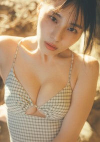 「週プレ」26号に登場した相楽伊織©東京祐／集英社