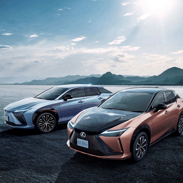 レクサス RZ<br>【クルマ選び、2025年の正解とは？】