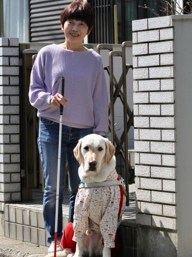 これから外出。「さあ、出かけるよ、トリトン」