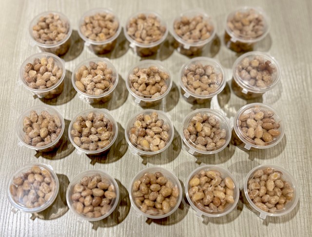 ご主人が量産している手作り納豆（てんやわんやママさん提供）