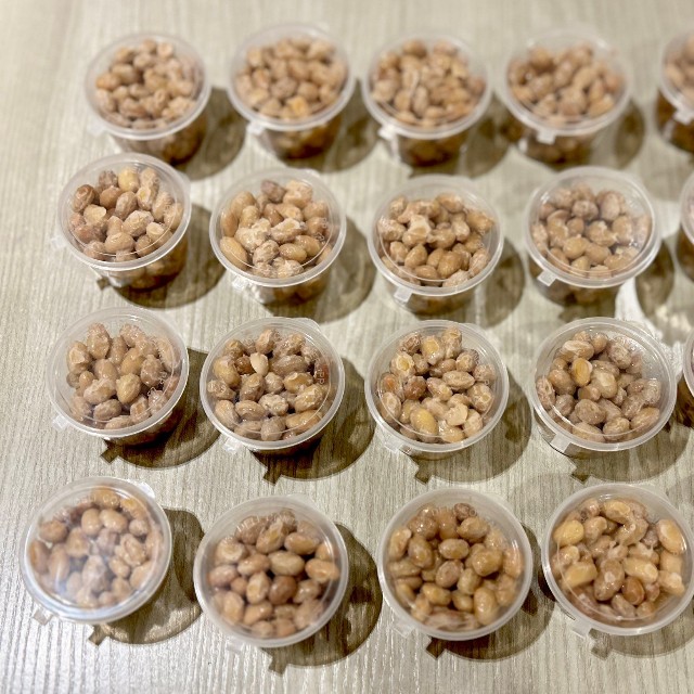 ご主人が量産している手作り納豆（てんやわんやママさん提供）