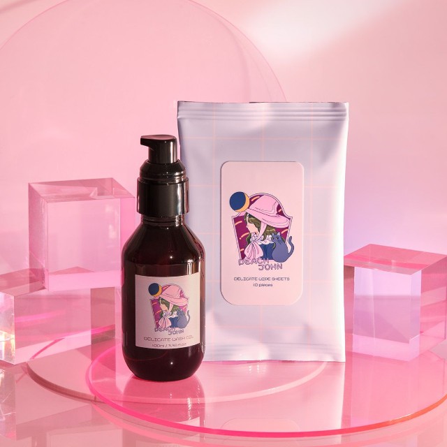 PEACH JOHN BEAUTYとのコラボ商品を発表した森香澄
