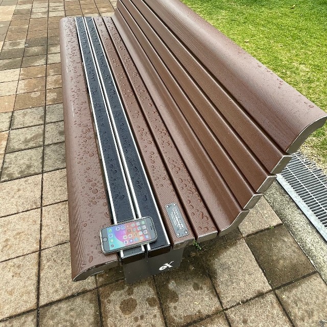 充電速度は、一般的なものと同じ。