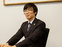 福岡 智彦