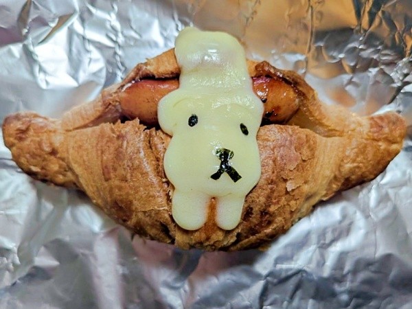 焼成後のシュナウザーパン（画像提供：シュナファイブさん）