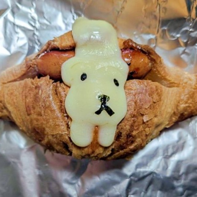 焼成後のシュナウザーパン（画像提供：シュナファイブさん）