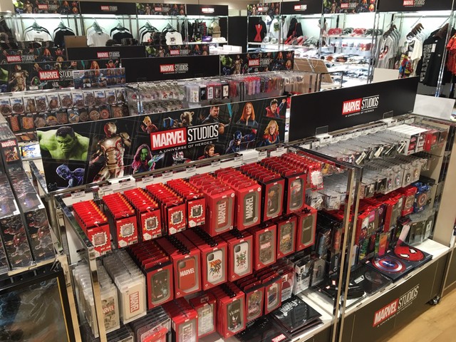 グッズはとても多い（©️ 2020 MARVEL）