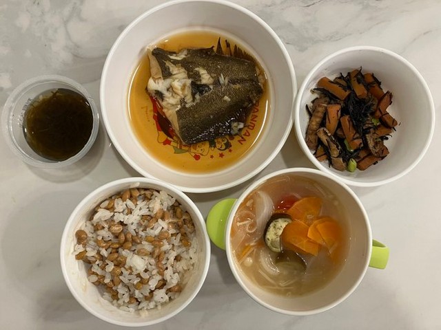 2歳の娘さんの好物だけをつくったら…（ヨシンちゃんさんXより）