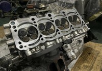 整備中のエンジン（秋田県能代市）