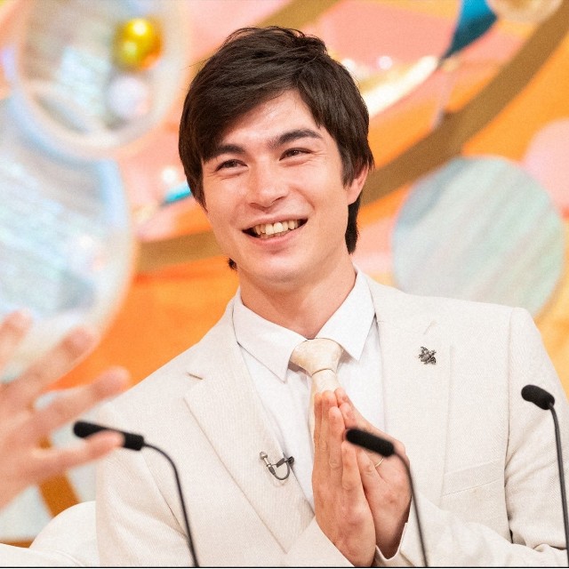 オーストラリア人の父と日本人の母を持つ夫＝「新婚さんいらっしゃい！」ⓒABCテレビ