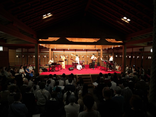 天河神社「平井景スペシャル～天河・音霊の奉納コンサート」（2025年8月10日、上釜一郎撮影）