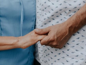 母はなぜこんな人と…気難しい父が肺がんに。最期に贈った言葉