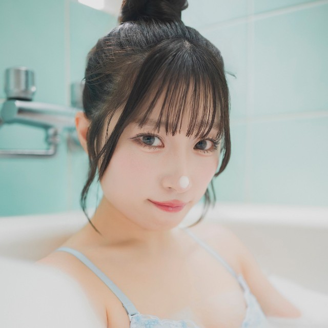 越智あいりデジタル写真集「かわいいひと。」