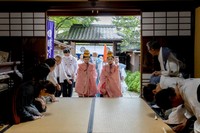 こちらは久世駒形のお稚児さん（２０２４年）（提供：中村楼）