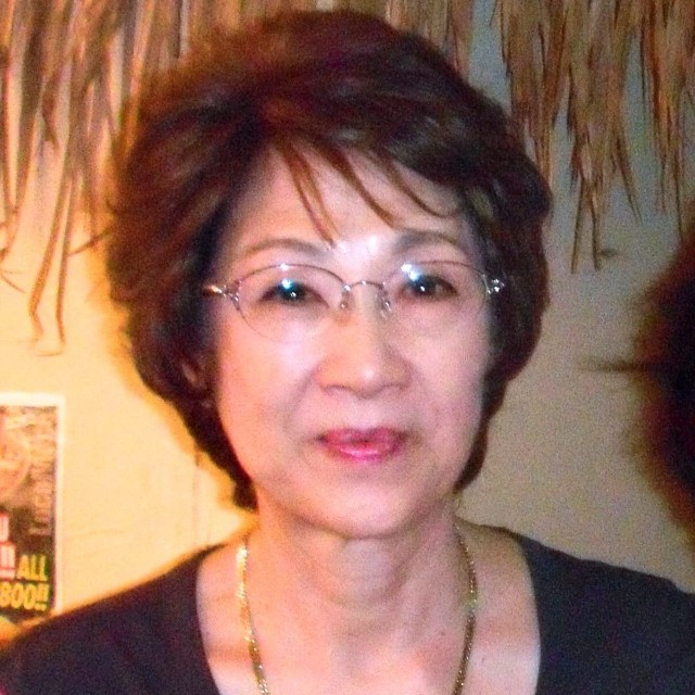 2012年頃、食事の席で長女・真由美さんが撮影した白木万里さん（立川真由美さん提供）