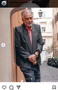 F.P.ジュルヌのFFCプロトタイプを着用するフランシス・フォード・コッポラ監督＝F.P.ジュルヌのインスタグラム＠fpjournofficialより
