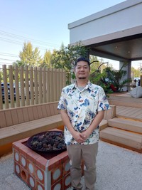 オススメの店を聞きたくなるほどの現地感だが「愛知県豊橋市から来た観光客です」／オパーラさん（daichiohara）提供