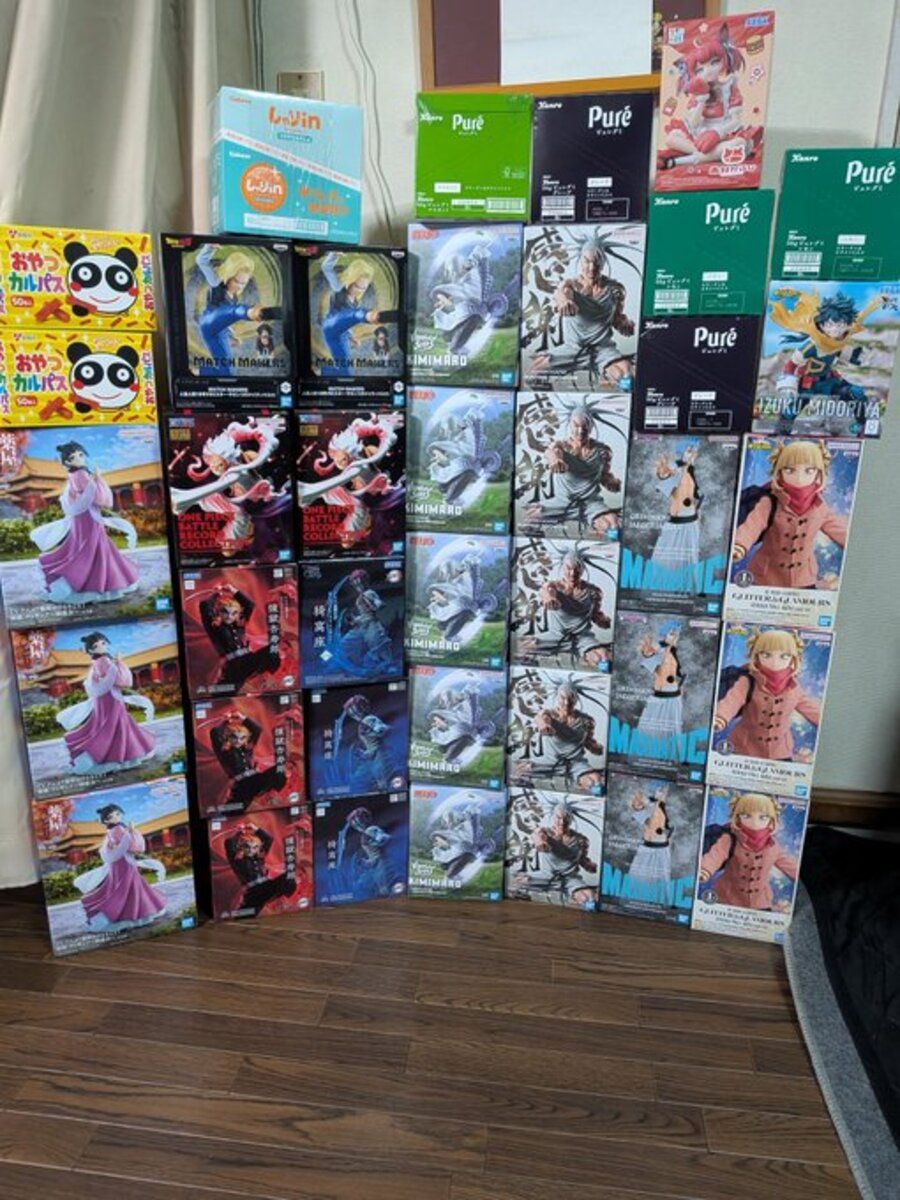 クレーンゲーム歴25年の男性、戦利品のフィギュアを500点以上も売却