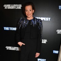 　シガニー・ウィーバー