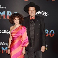 　ウィン・バトラー（右）とレジーヌ・シャサーニュ