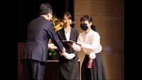 手塚治虫文化賞贈呈式　6月11日（朝日新聞社提供）