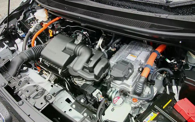 3代目フリード（GT系）のエンジンルーム（提供：norico by ガリバー）