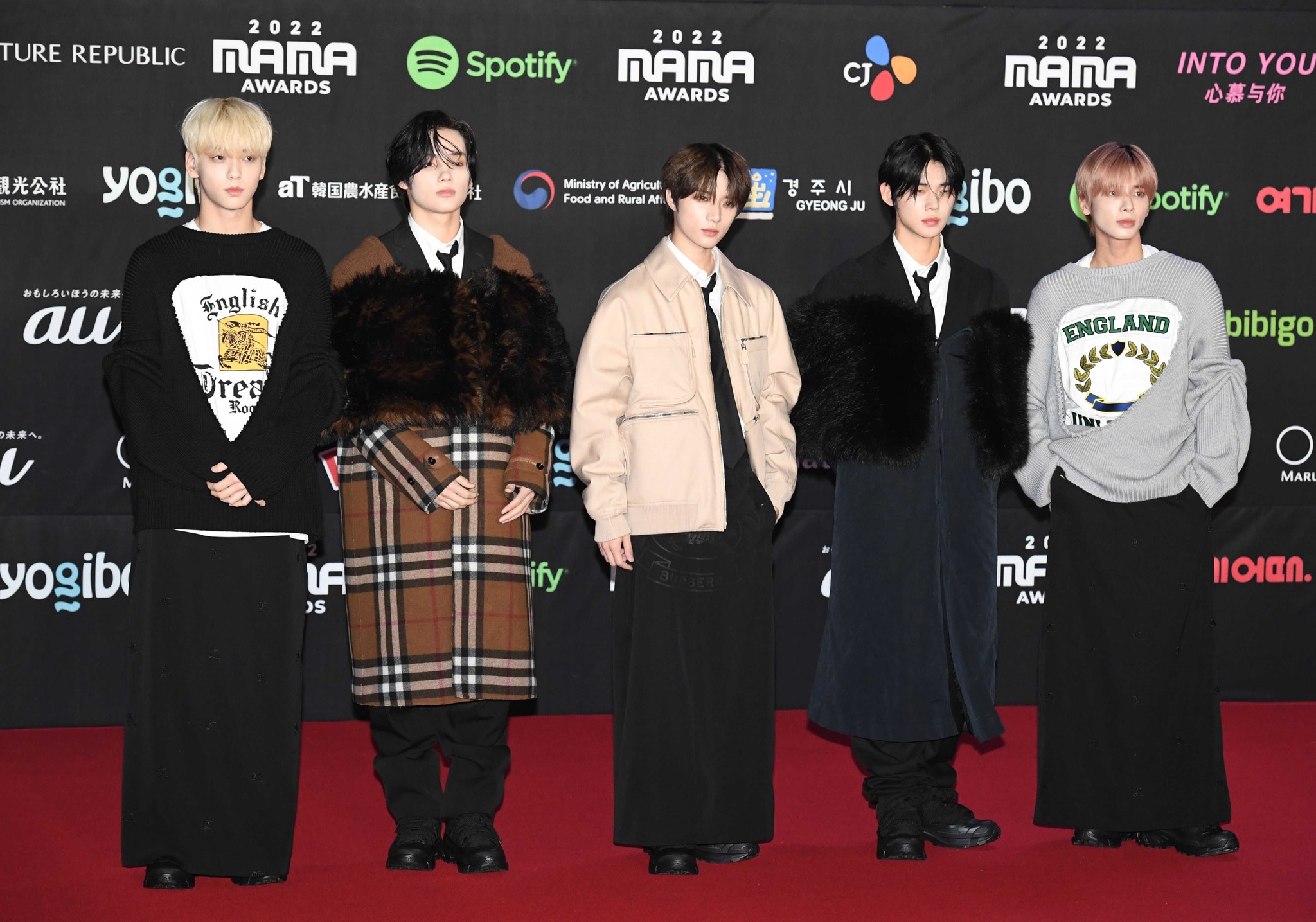 Weverse Con Festival TXT ユニフォーム Weverse Con Festival TXT ユニフォーム Weverse TOMORROW X