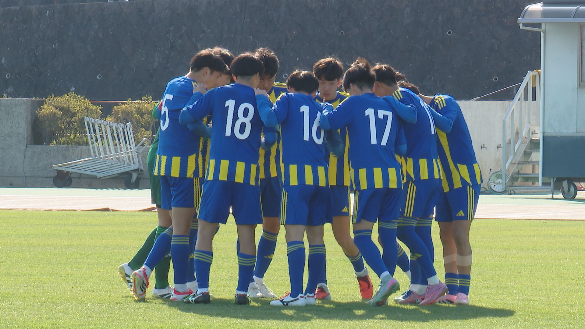 高校サッカー】県高校新人決勝で国見が1対0で長崎日大に勝利し3連覇
