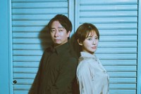 初共演となる舞台で夫婦を演じる、いしだ壱成（左）と鈴木砂羽