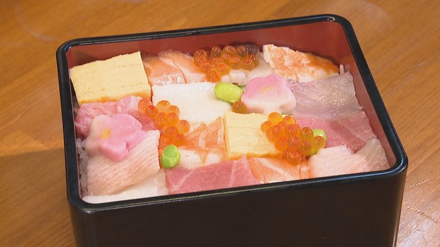 さいの目ちらし寿司　2500円～