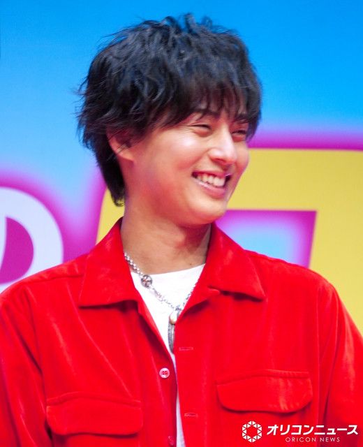 【限定値下げ】藤ヶ谷太輔　公式写真　70枚以上　＋おまけ写真付けます 藤ヶ谷太輔、こっそり決め顔連発 | 朝日新聞デジタルマガジン＆[and]