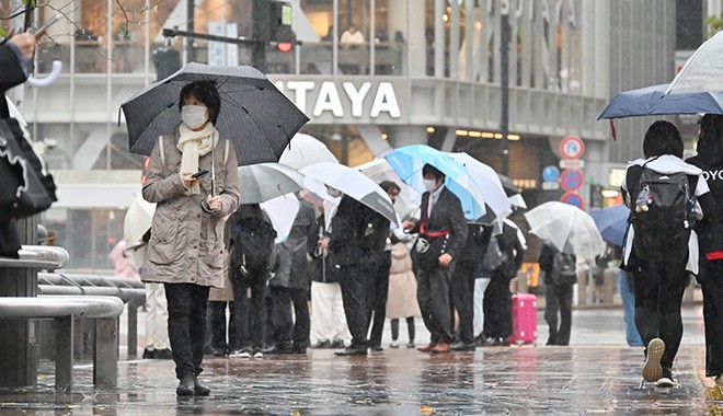 Oct. 7 the 'coldest day' in 88 years in Tokyo around this time of