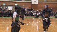 剣道部vsなぎなた部「異種武道大会」　香川・琴平高校